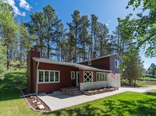 241 N 4th St, Custer, SD 57730