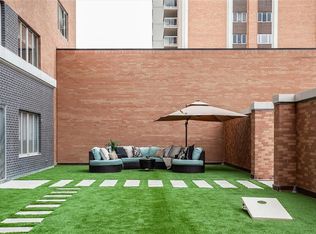 221 W 48th St APT 503, Kansas City, MO 64112
