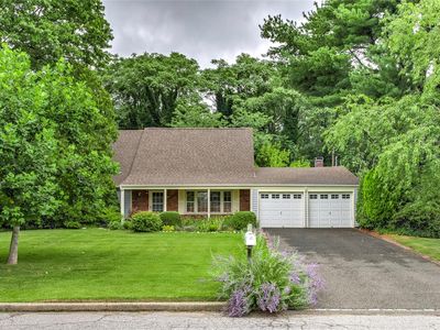 51 Hastings Drive, Stony Brook, NY, 11790