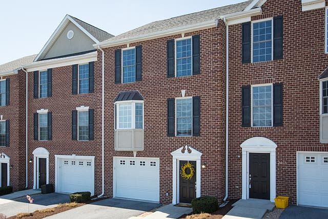 1st image of 2013 Buttonwood Ct
