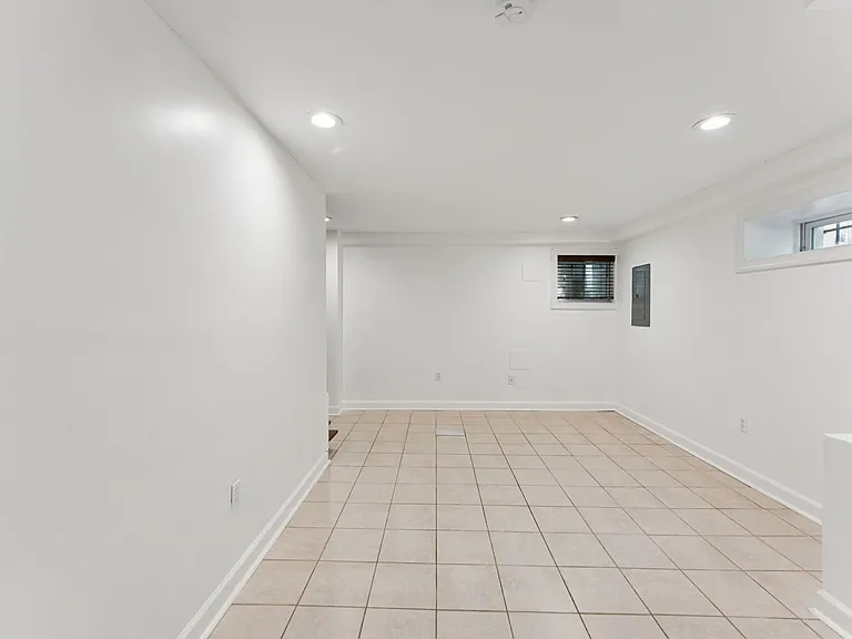 2911 Sherman Ave NW — Photo 35