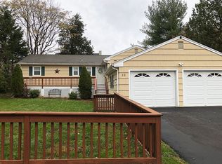 22 Crane St, Fairfield, CT 06825