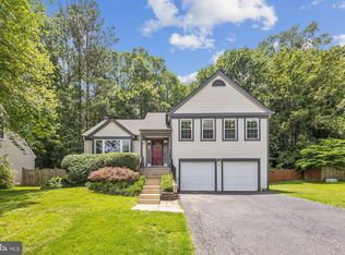 9003 Triple Ridge Rd, Fairfax Station, VA 22039