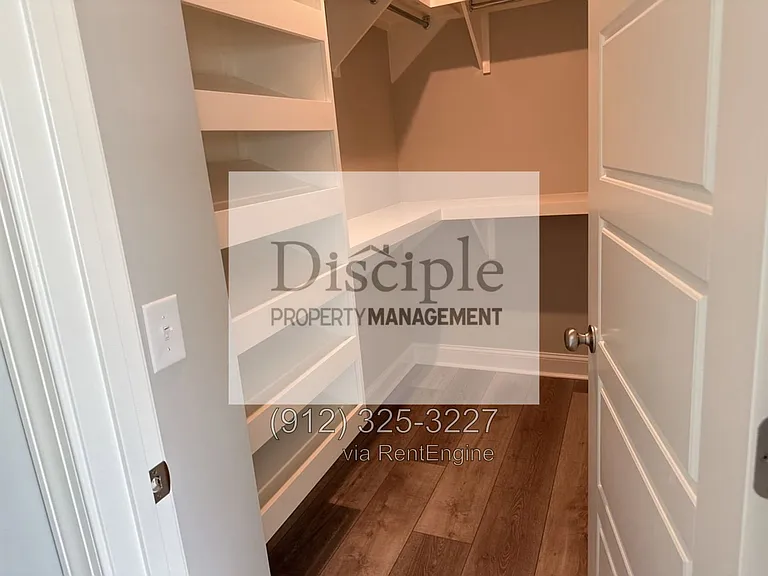 79 Ennis Rd — Photo 20
