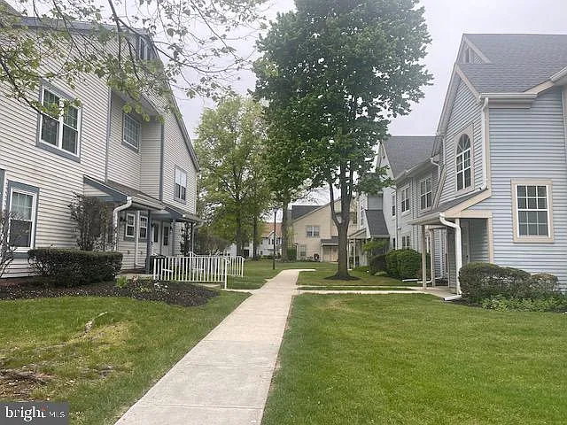 161 Andover Pl — Photo 11