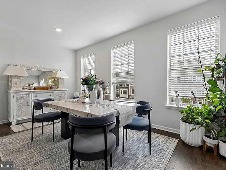 9300 Barnes Loop — Photo 15