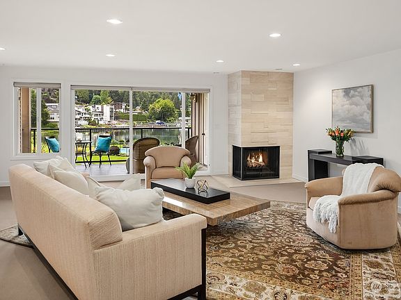 3rd image of 353 101st Avenue SE #204D