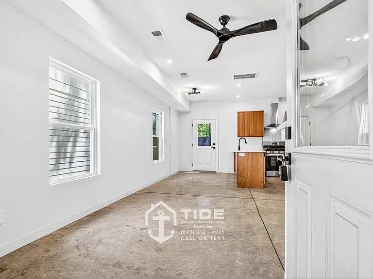 5808 Knight St — Photo 4