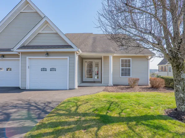 103 Haley Lane, Newtown, CT 06482