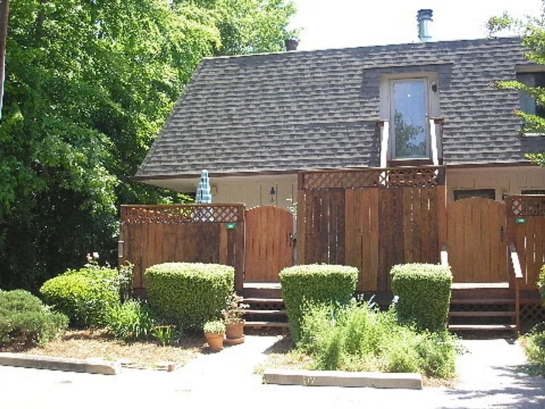 180 Summerwalk Cir — Photo 10