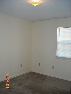 4th image of 816 Lark St APT 7