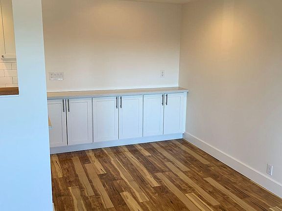 5th image of 151 Madison Ave N