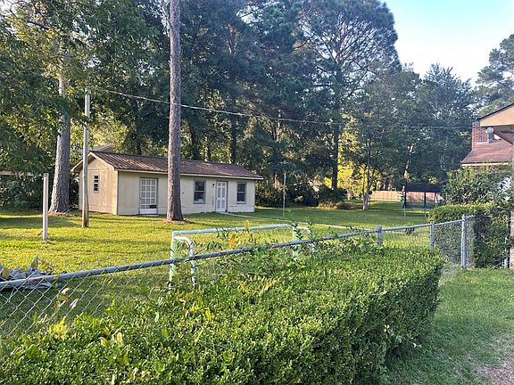 3rd image of 2720 3rd St N
