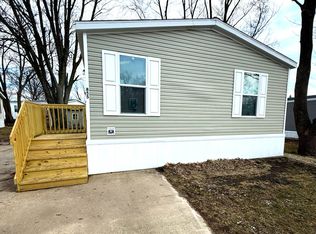 855 1st St, Normal, IL 61761