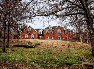 1406 N Maple Ave, Sand Springs, OK 74063