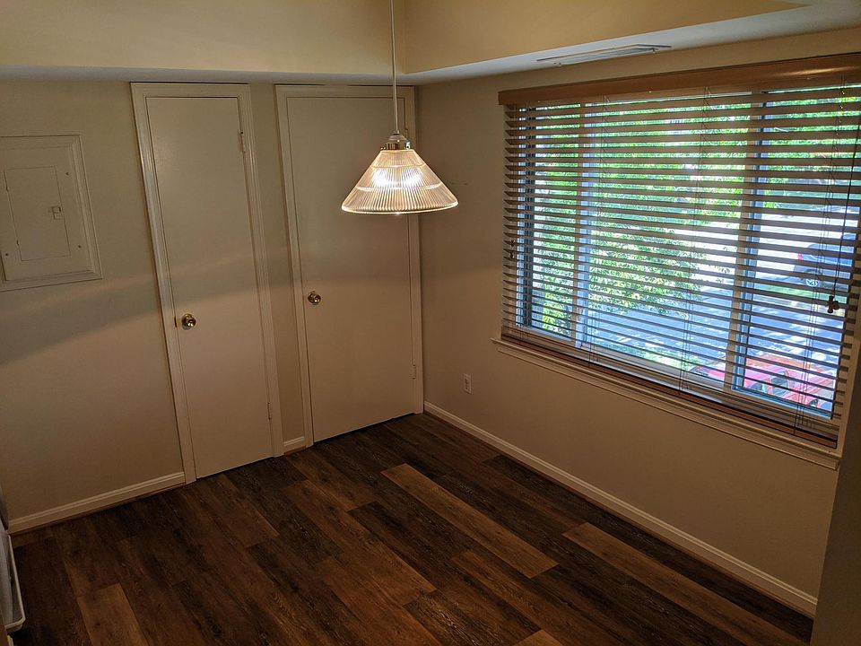 Breakfast area off the kitchen