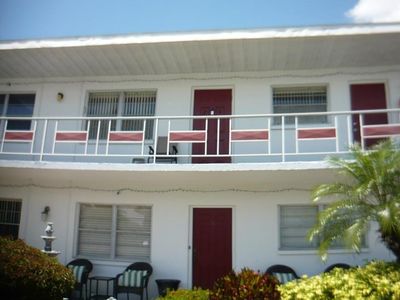 5850 18th St N APT 24, Saint Petersburg, FL, 33714