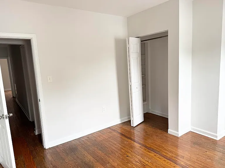 834 Woodlawn Ave — Photo 11