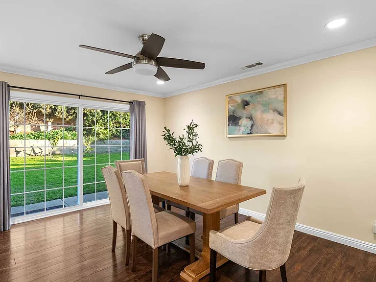 416 Camaritas Dr — Photo 18