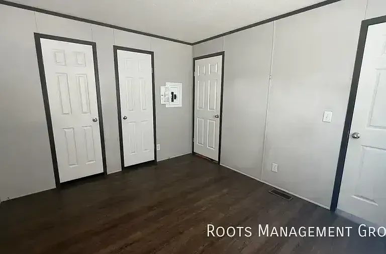 2088 E Empire Ave #208 — Photo 13