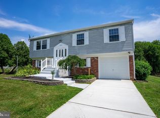 16 Kings Ct, Bordentown, NJ 08505