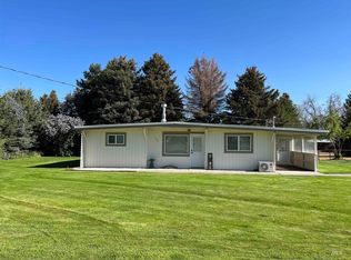 320 Ochsner Ave, Gooding, ID 83330