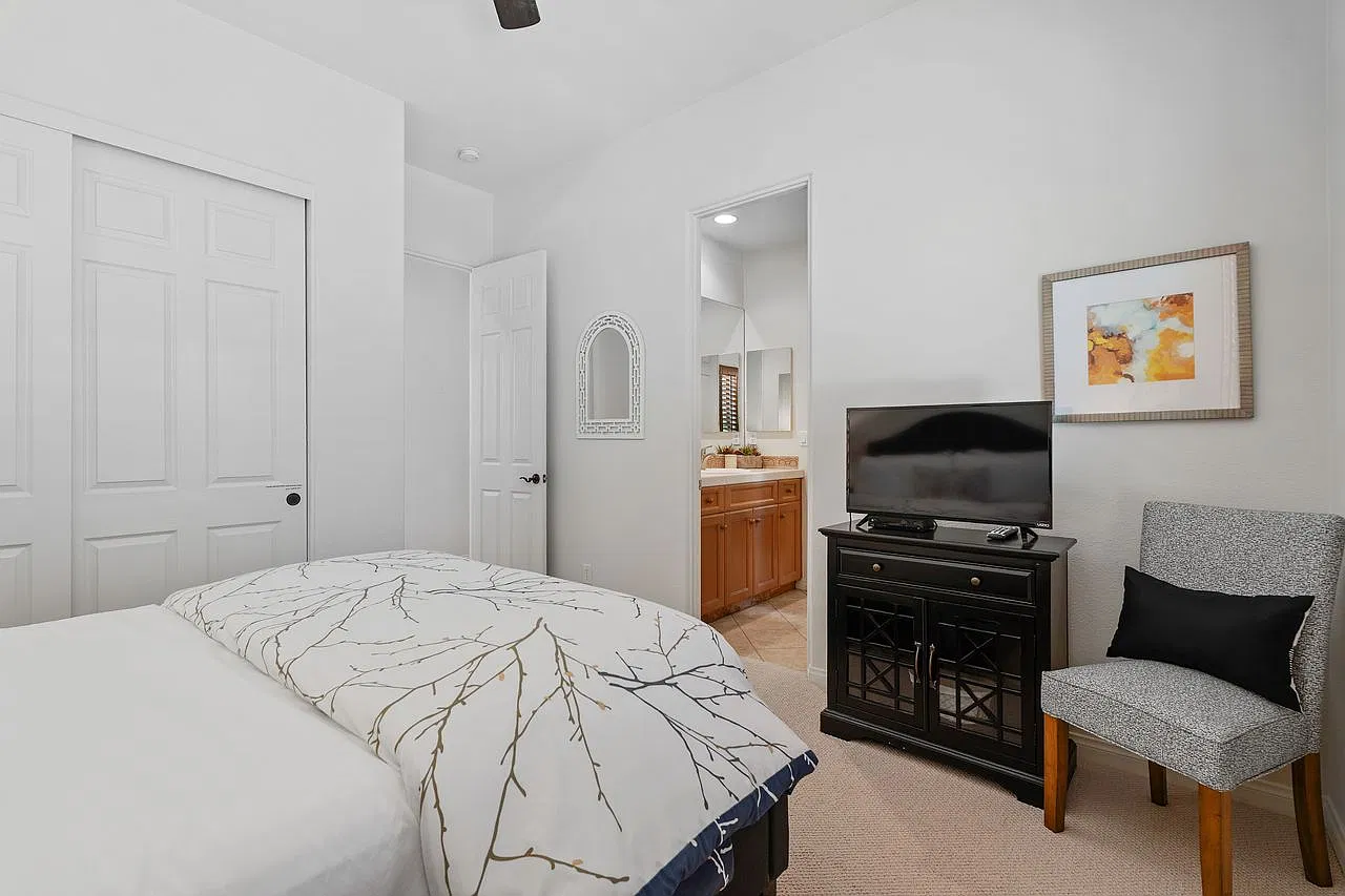 4 bed, 3031 sqft, $6,500 — Photo 4