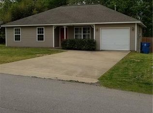 1461 Brooke Lynn Dr, Gentry, AR 72734