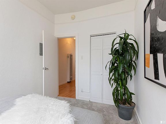 5th image of 258 Shipley St APT 2