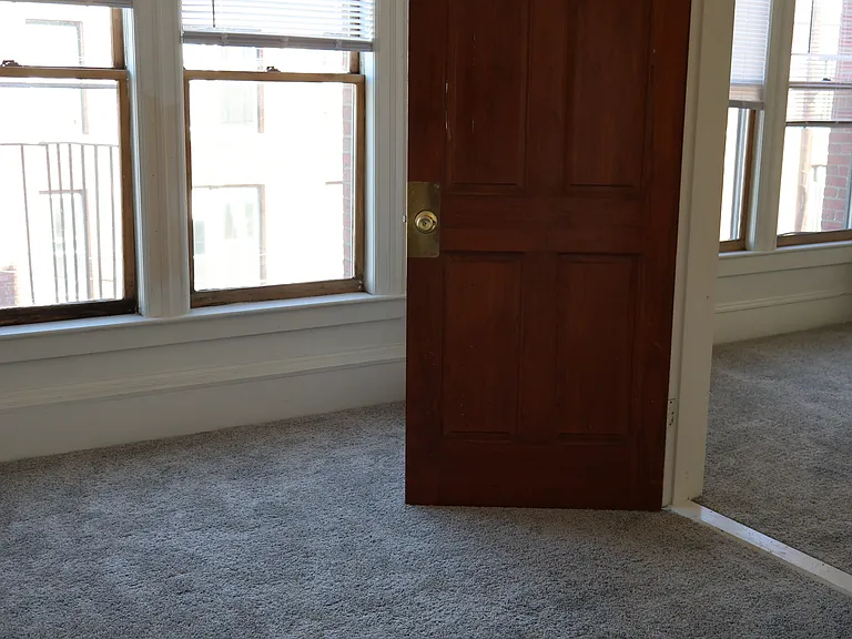 466 Broadway — Photo 19