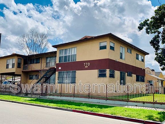 5th image of 770 W 90th St APT 4