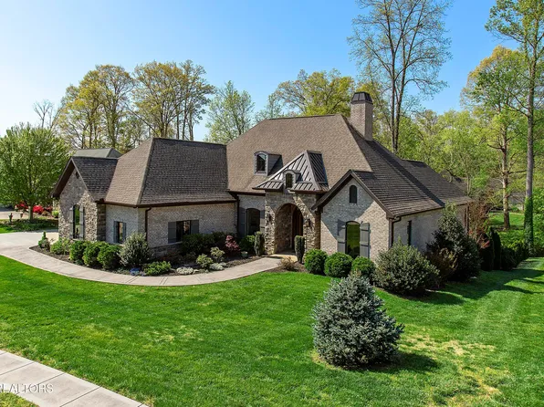 301 Oak Chase Blvd, Lenoir City, TN 37772