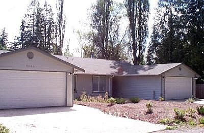 1st image of 9804 9806 10th Avenue E
