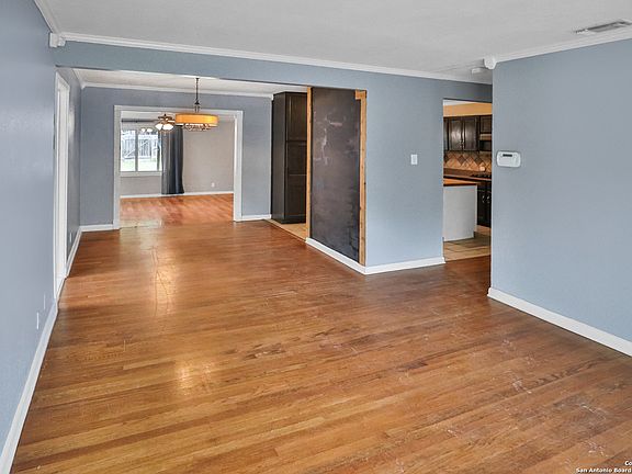 5th image of 223 LIVELY DR