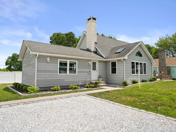 56 Columbus Avenue, Old Lyme, CT 06371