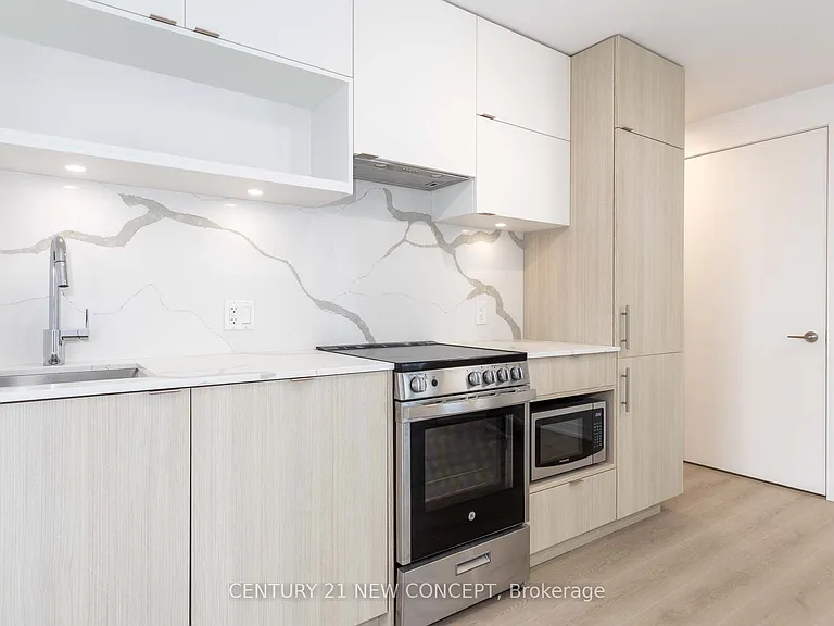 100 Queen St E #3608 — Photo 16