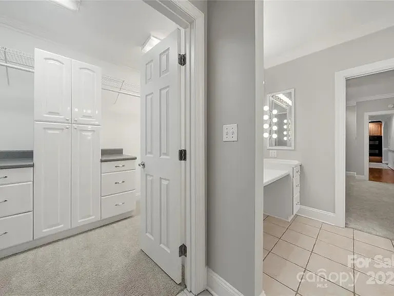 2545 Rea Rd — Photo 22