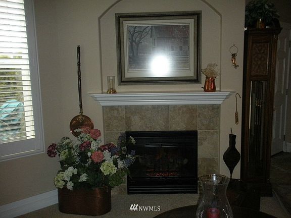 3rd image of 12420 172nd Street E #103