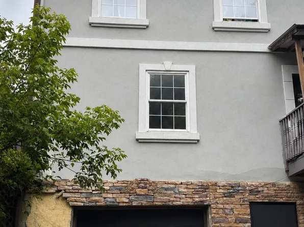 67 Main St #201, Delaware Water Gap, PA 18327