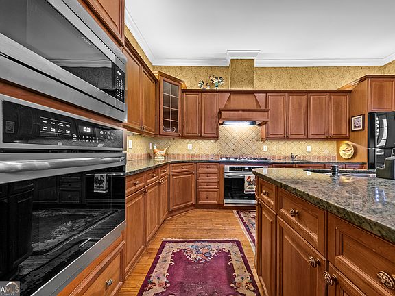 15th image of this home