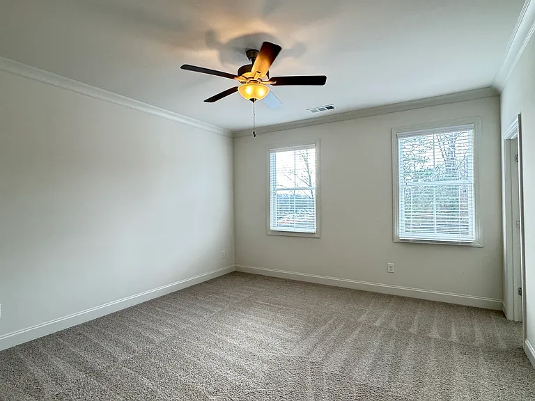 227 Nash St — Photo 28
