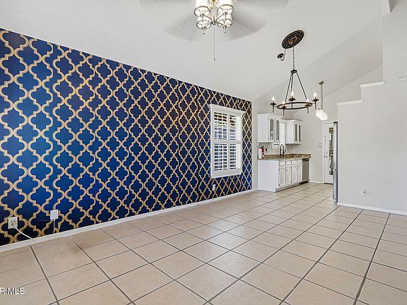 3rd image of 12119 Tower Hill Dr