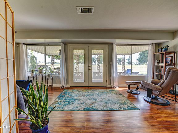 4th image of 10440 W Tropicana Cir