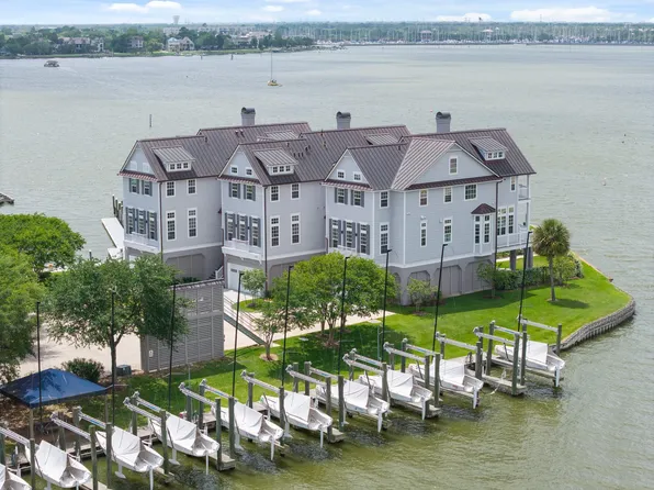 2443 Lakewood Pointe Dr, Seabrook, TX 77586