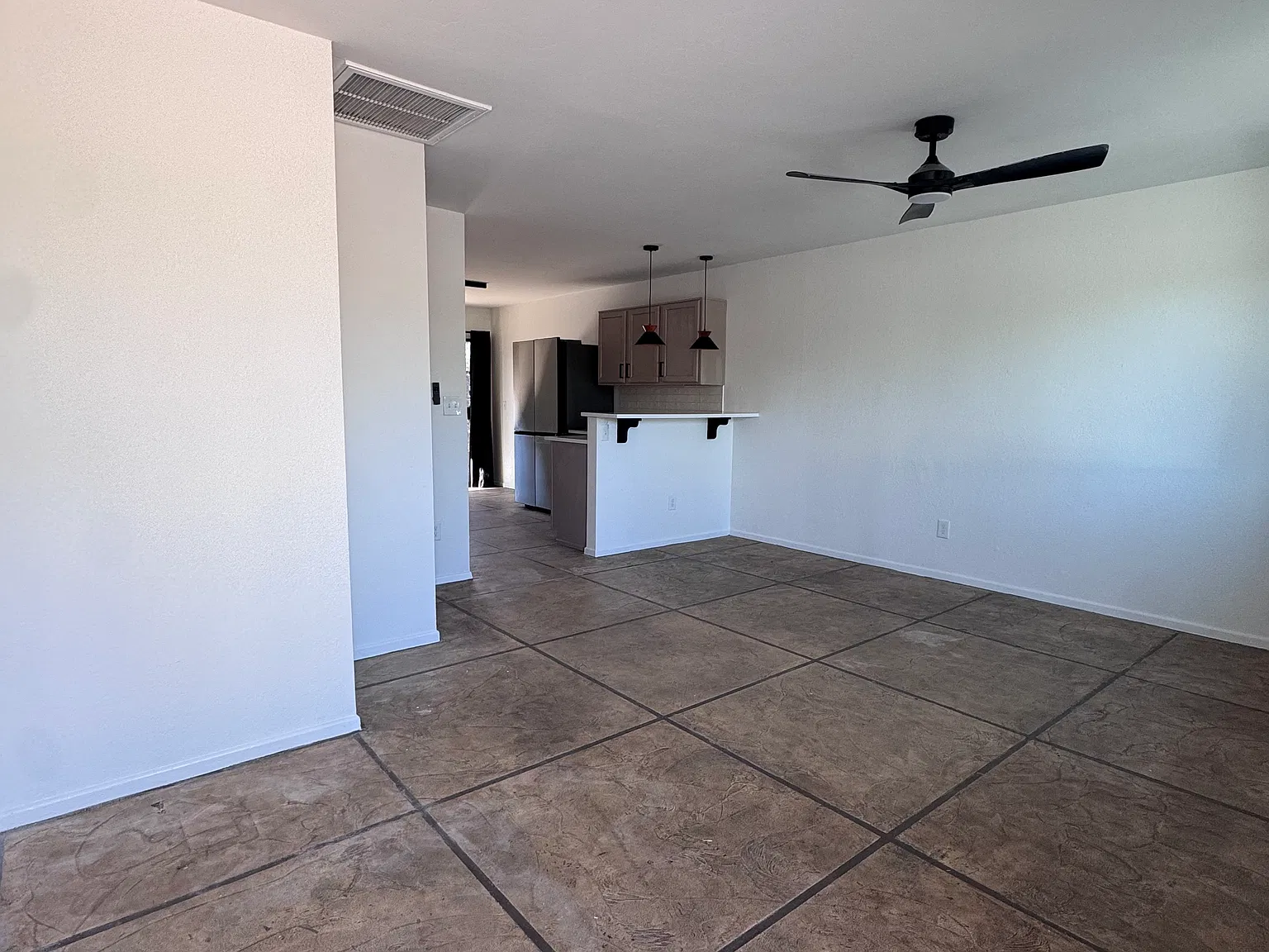 2 bed, 825 sqft, $1,495 — Photo 3