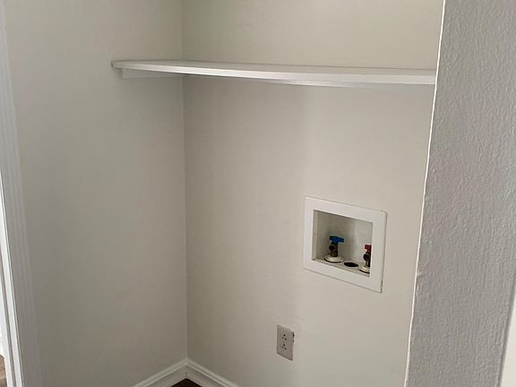 5th image of 1246 Trent Blvd