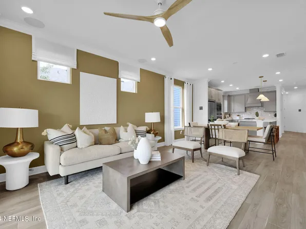 589 CONTINUUM Loop, Yulee, FL 32097