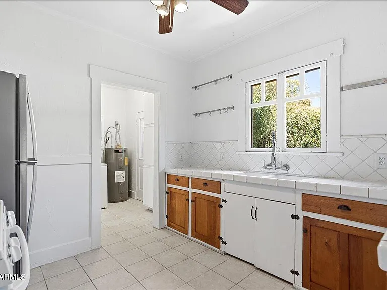 930 E Coronado Rd #BACK — Photo 11