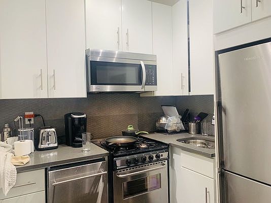 2nd image of 273 Leonard St #1A