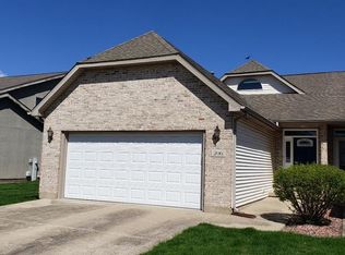 206 Huntington Ct, Shorewood, IL